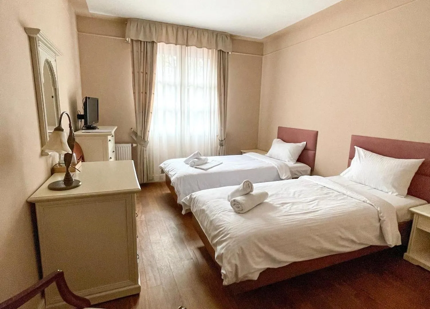 Villa Toscana Warszawa Bed & Breakfast Warsaw