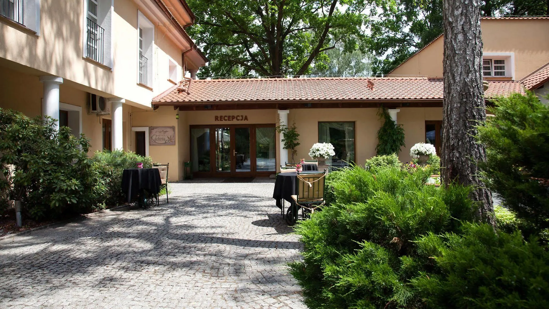 Villa Toscana Warszawa 3*, Warsaw Poland