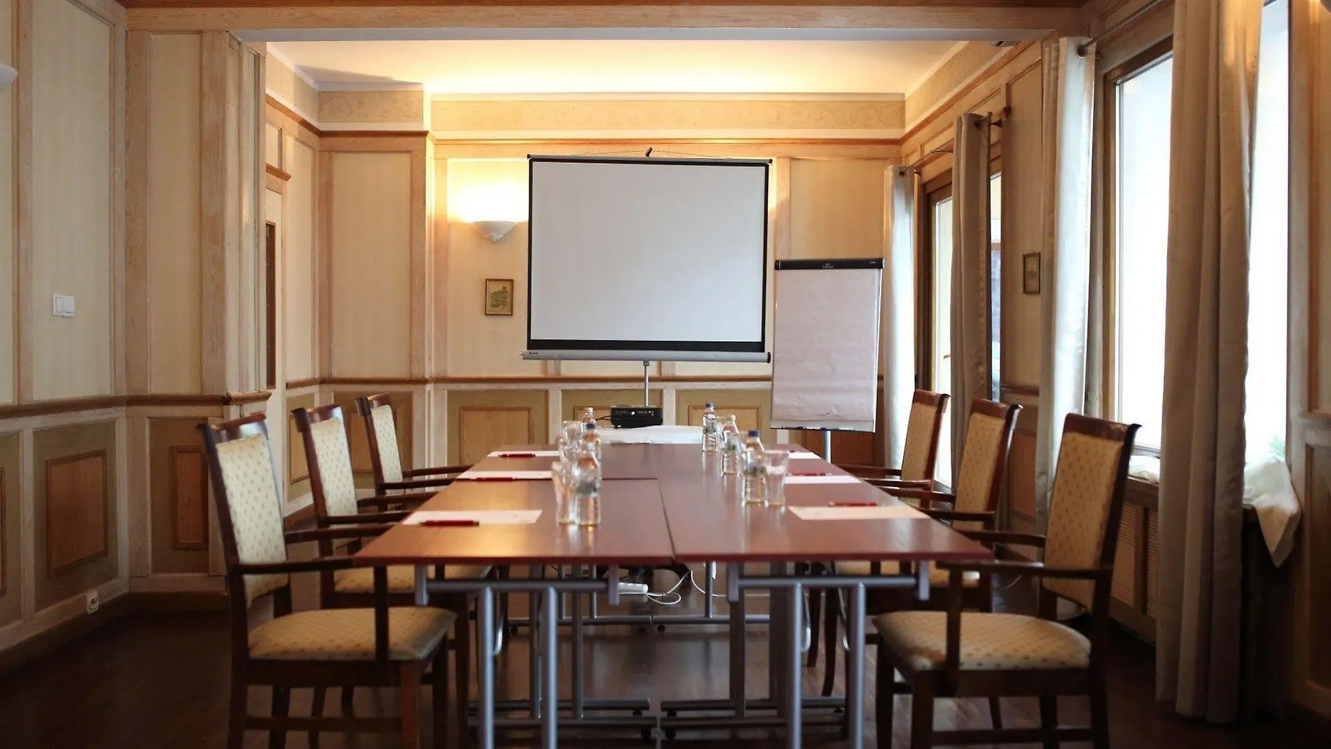 Villa Toscana Warszawa Bed & Breakfast Warsaw
